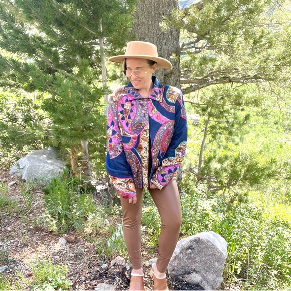 Vintage Coldwater Creek Denim Blazer With Silk Paisley Floral appliqué Large - Picture 4 of 8